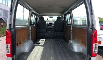 TOYOTA HIACE VAN full