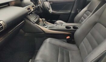 LEXUS IS300H full