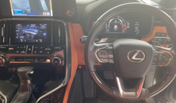 LEXUS LX600 full