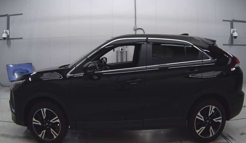 MITSUBISHI ECLIPSE CROSS full