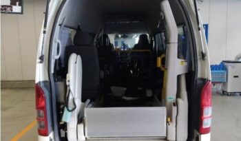 TOYOTA HIACE VAN full