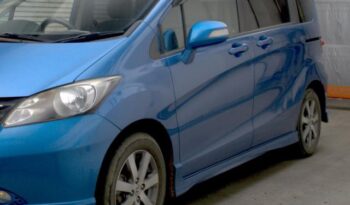 HONDA FREED full