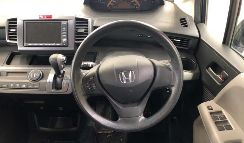 HONDA FREED full