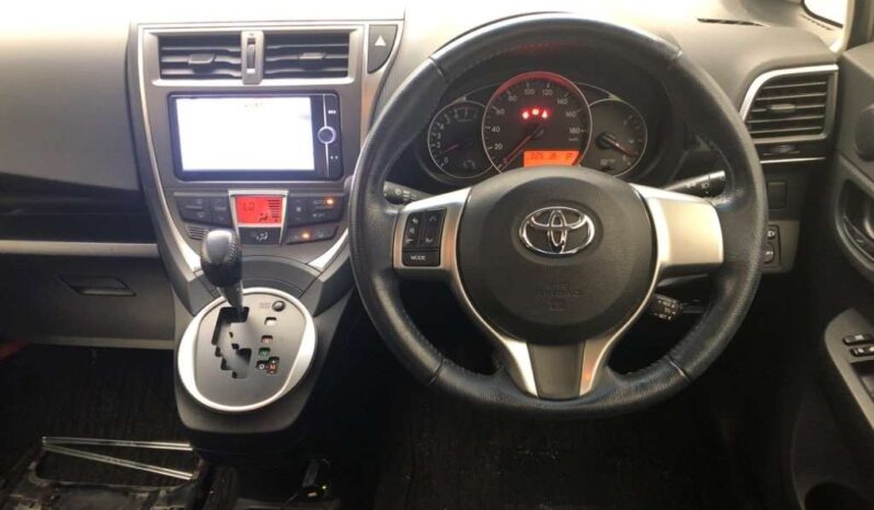TOYOTA RACTIS full