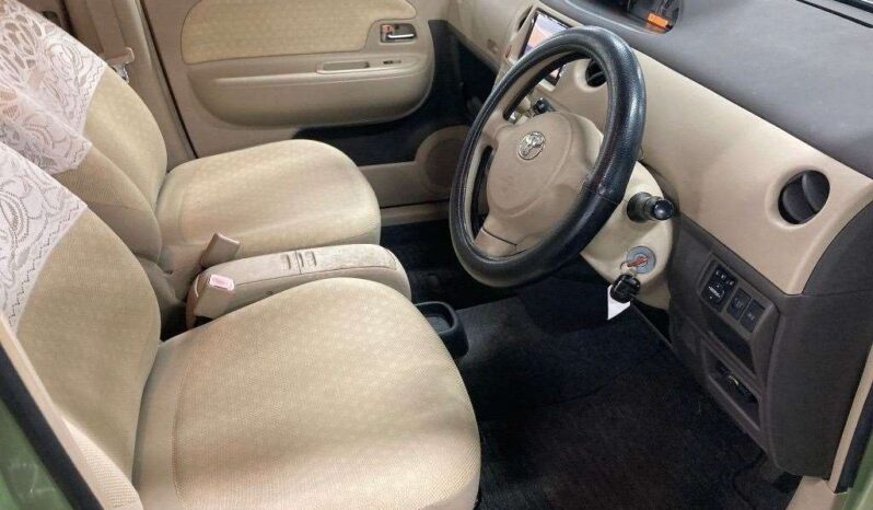 TOYOTA SIENTA full