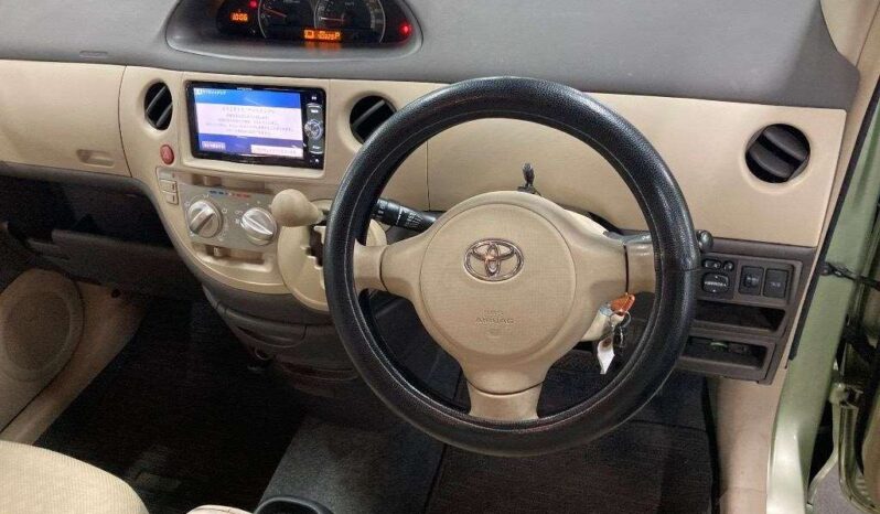 TOYOTA SIENTA full
