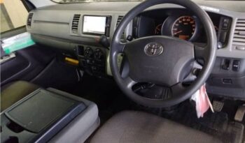 TOYOTA HIACE VAN full