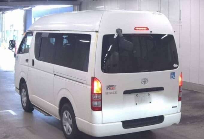TOYOTA HIACE VAN full
