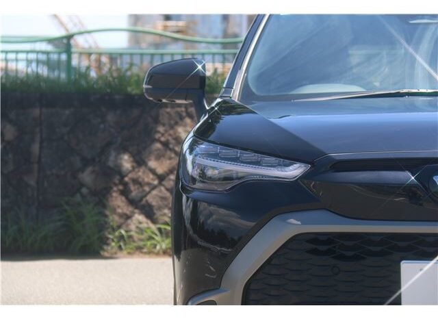 TOYOTA COROLLA CROSS full