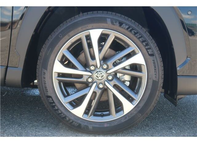 TOYOTA COROLLA CROSS full