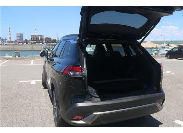 TOYOTA COROLLA CROSS full