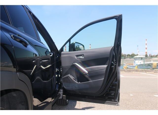 TOYOTA COROLLA CROSS full