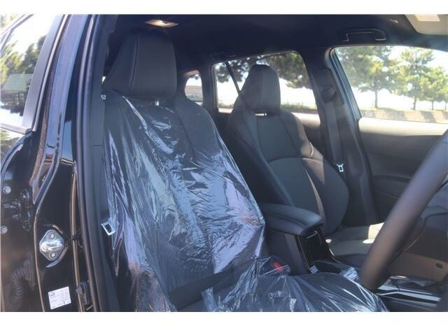 TOYOTA COROLLA CROSS full