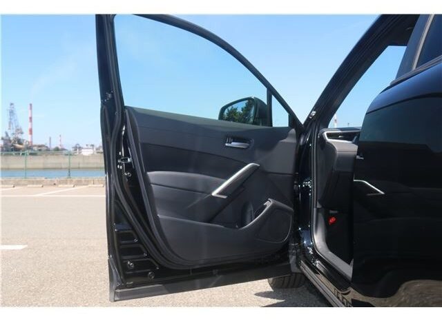 TOYOTA COROLLA CROSS full