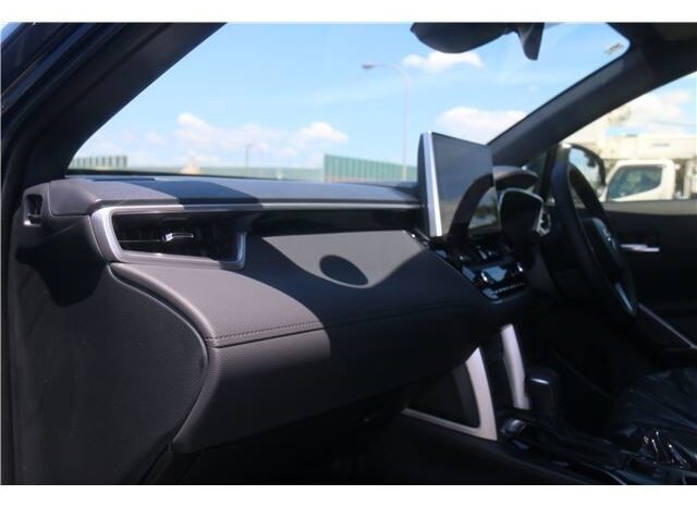 TOYOTA COROLLA CROSS full