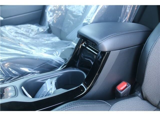 TOYOTA COROLLA CROSS full