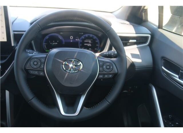 TOYOTA COROLLA CROSS full