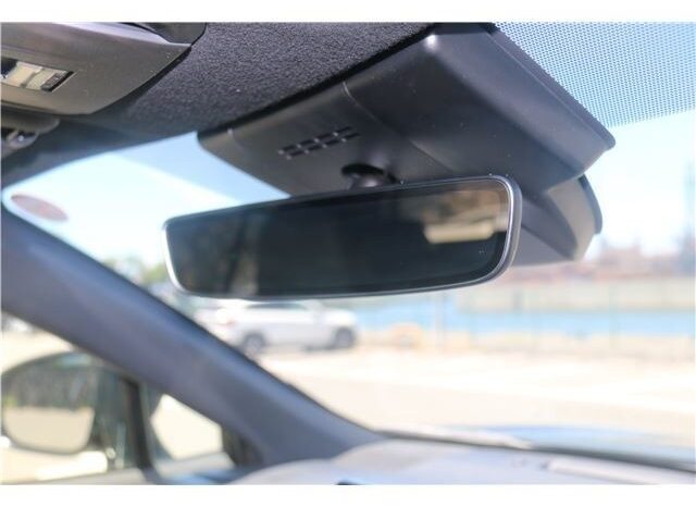 TOYOTA COROLLA CROSS full