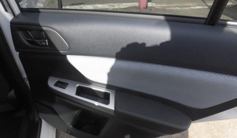 SUBARU XV HYBRID full