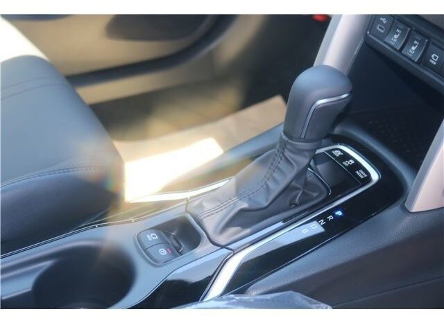 TOYOTA COROLLA CROSS full