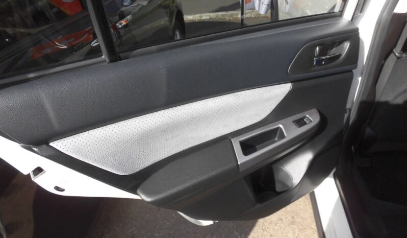 SUBARU XV HYBRID full