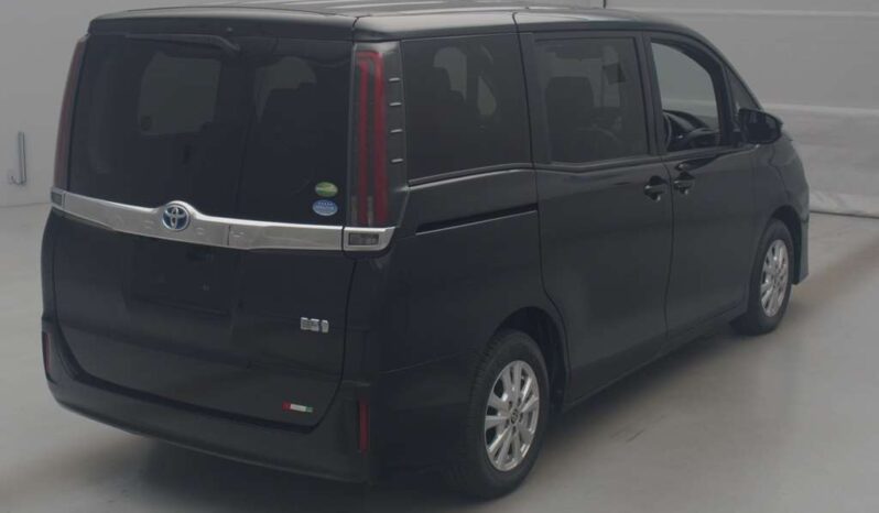 TOYOTA NOAH full