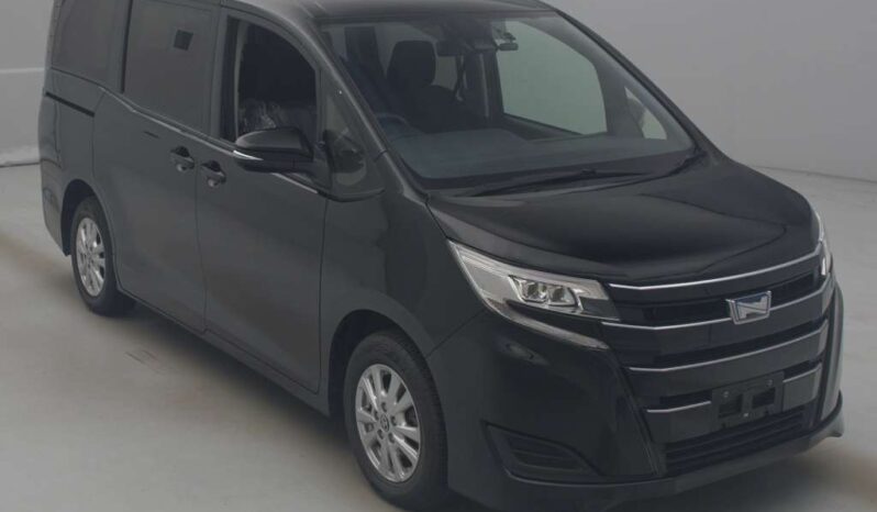 TOYOTA NOAH full