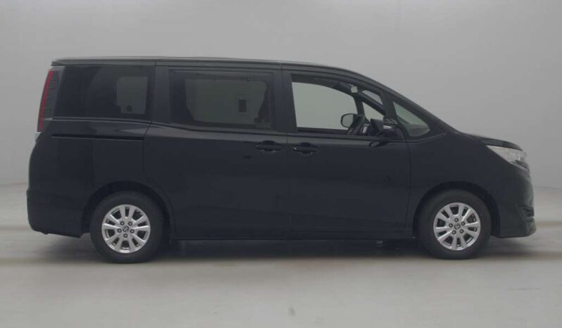 TOYOTA NOAH full