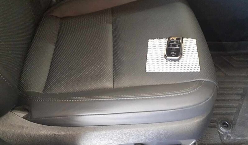 TOYOTA ALPHARD HYBRID full