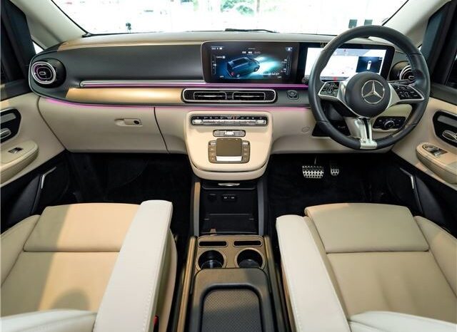 MERCEDES BENZ V220D AMG full