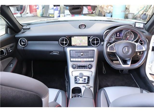 MERCEDES BENZ SLC 180 full