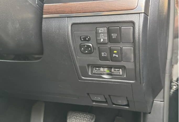 TOYOTA LAND CRUISER full