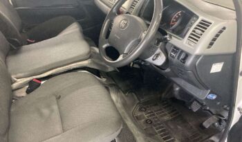 TOYOTA HIACE VAN full