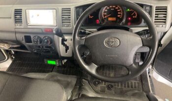 TOYOTA HIACE VAN full