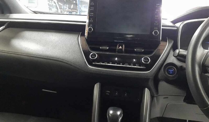 TOYOTA COROLLA CROSS full