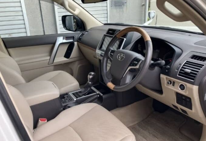 TOYOTA LAND CRUISER full