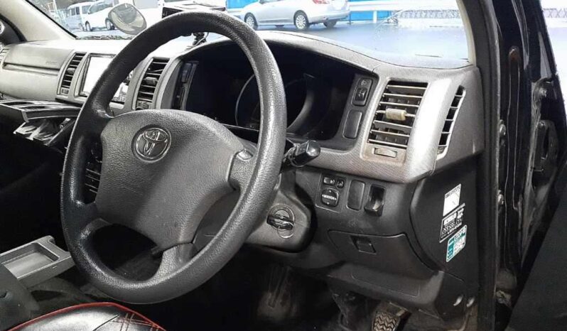 TOYOTA HIACE VAN full