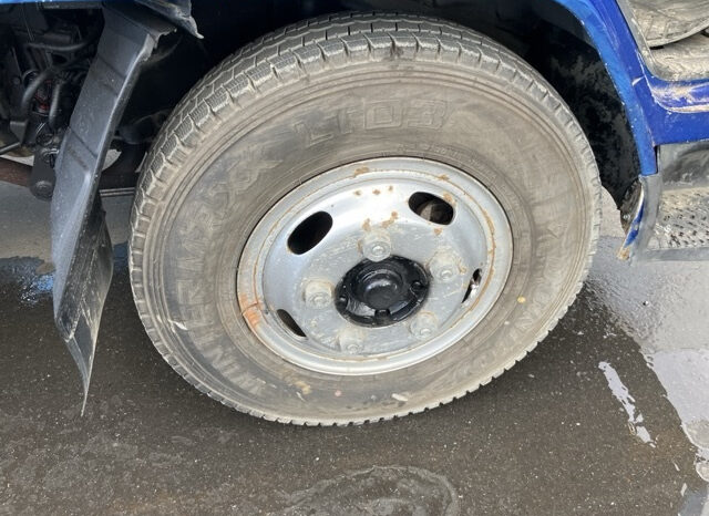 MITSUBISHI FUSO CANTER full