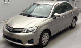 TOYOTA COROLLA AXIO 2013