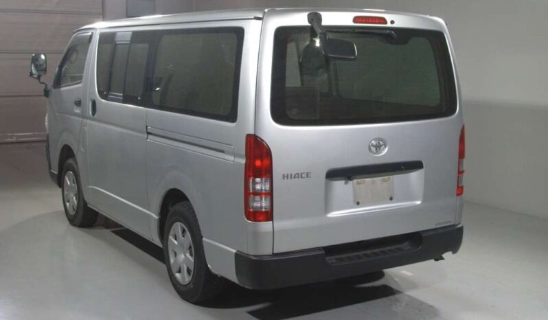 TOYOTA HIACE VAN full