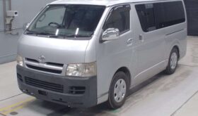TOYOTA HIACE VAN 2005