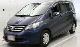HONDA FREED 2010