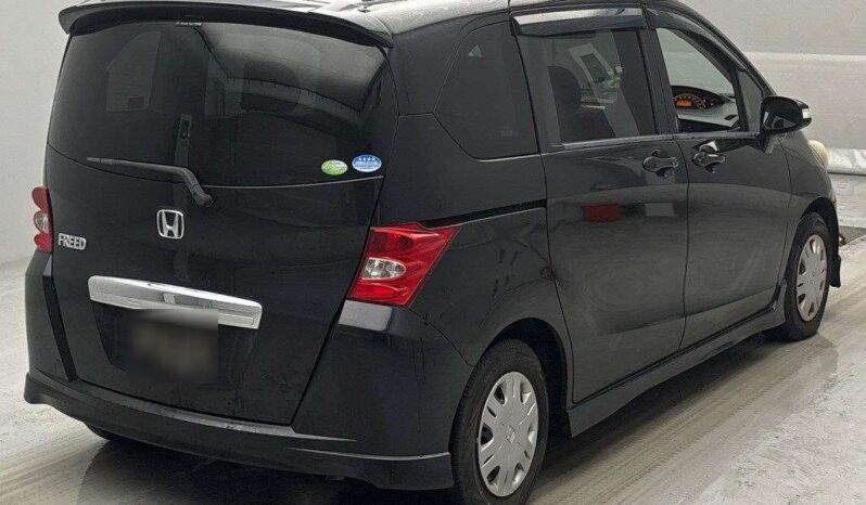 HONDA FREED full