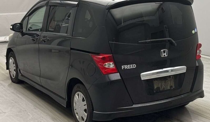HONDA FREED full