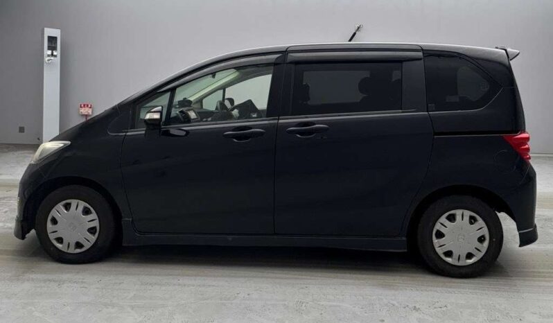 HONDA FREED full