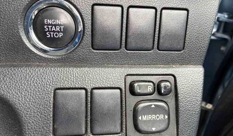 TOYOTA RACTIS full