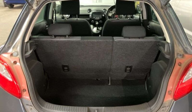 MAZDA DEMIO full