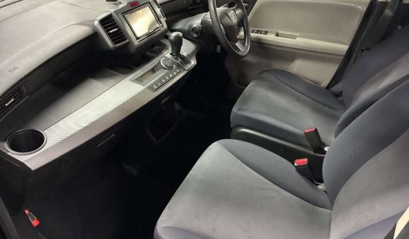 HONDA FREED full