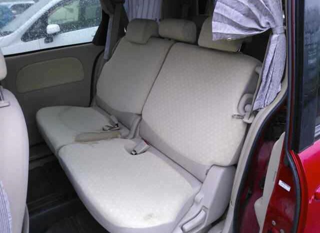 TOYOTA SIENTA 2010 full
