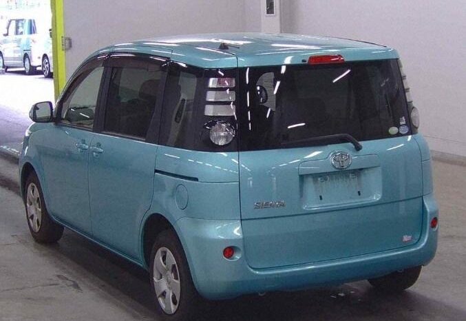 TOYOTA SIENTA  2007 full